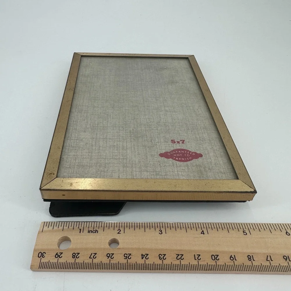 Vintage 5x7 Brass Metal Photo Frame Tabletop Easel Display‎